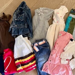 Lot of 11 Baby Toddler Girls Spring/Summer Clothes 12-18 Months/2T Gap Carters